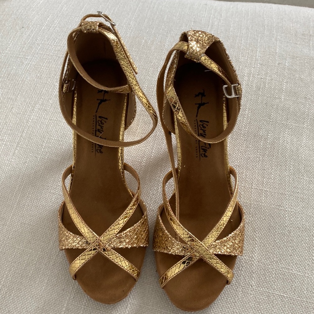 Dancing shoes! Cha cha cha